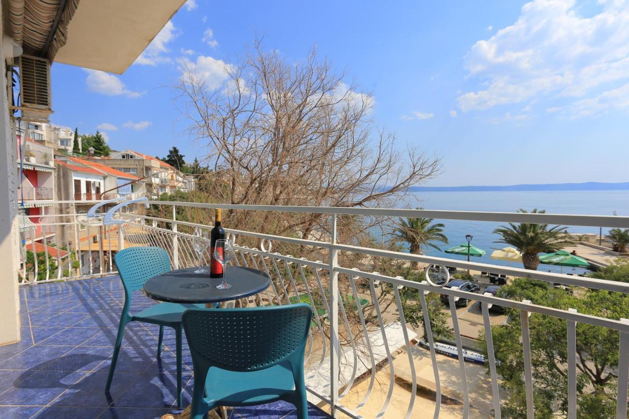Apartments By The Sea Podgora, Makarska - 18918 Exterior photo